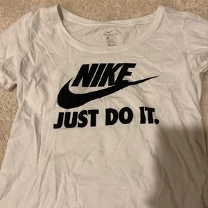 Nike Just Do It Scoop Neck T-Shirt